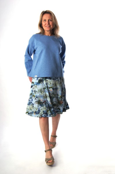 Wickelkleid aus OEKO-TEX® 100 Viskose-Jersey, Seeblumen